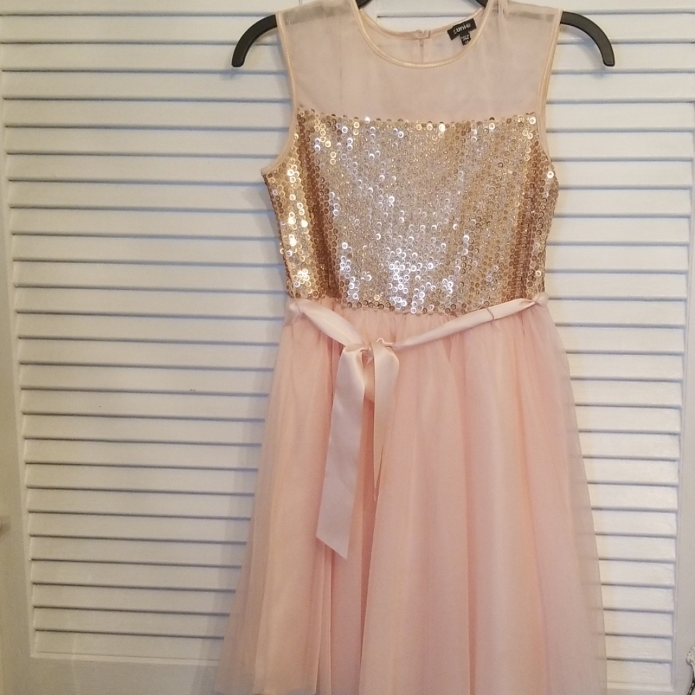 Dressy dress